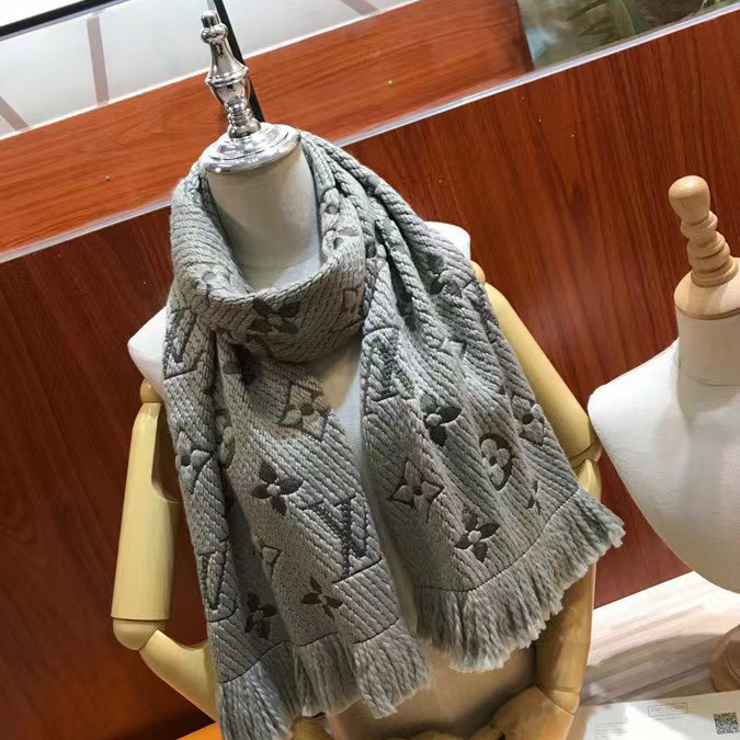 Louis Vuitton Wool Silk Logomania Scarf - everydesigner