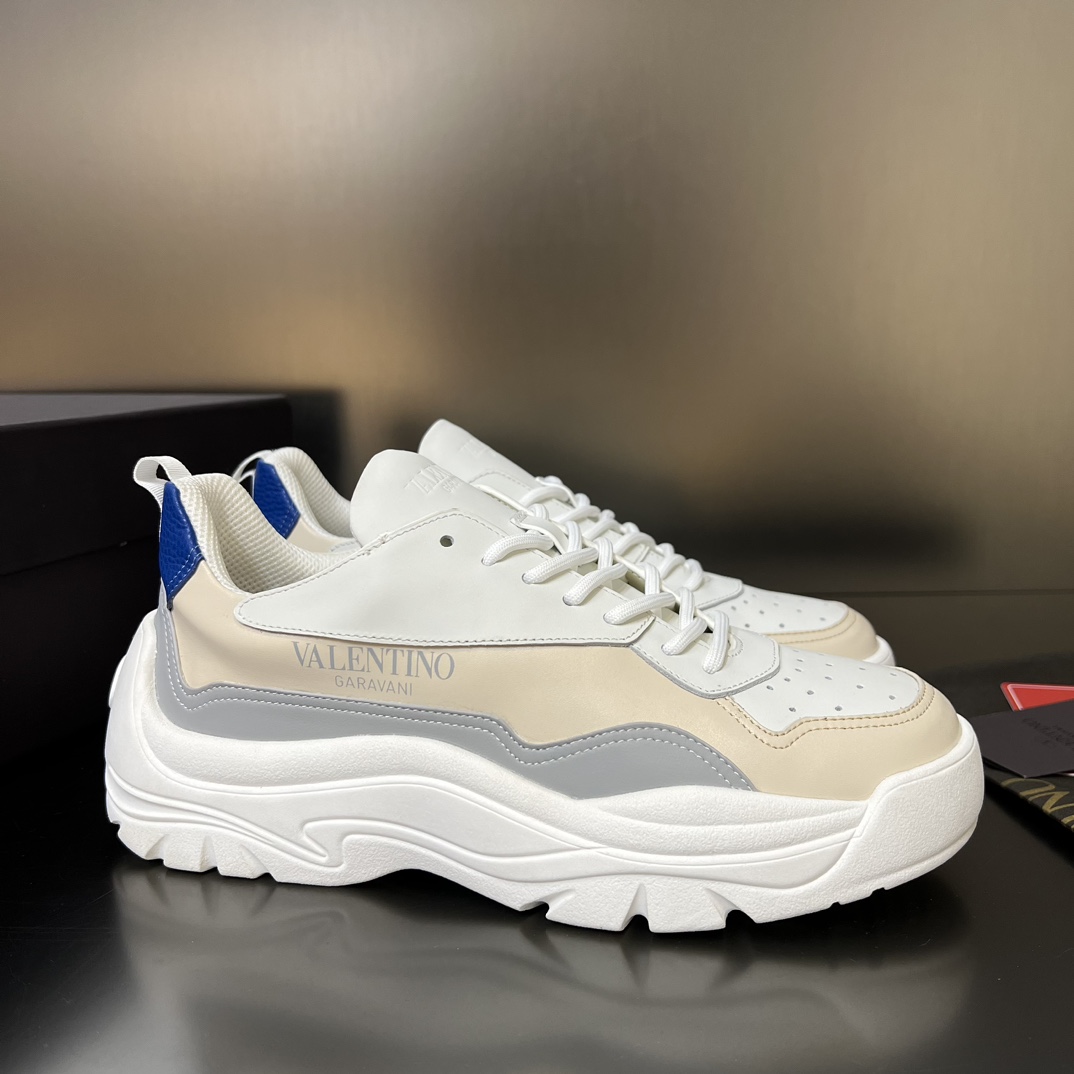 Valenti Garavani Gumboy Sneakers - everydesigner