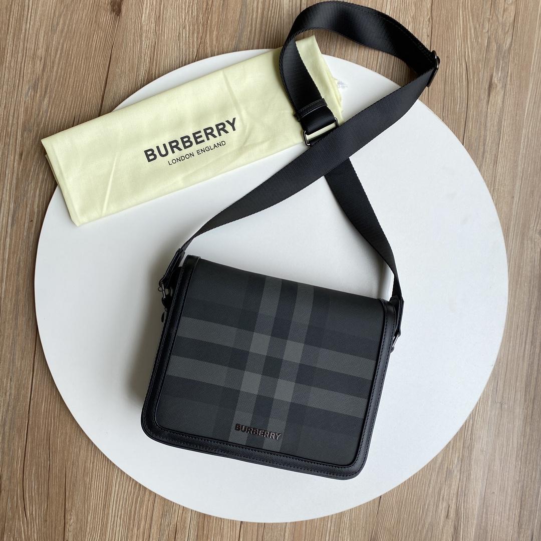 Burberry Small Alfred Messenger Bag - everydesigner