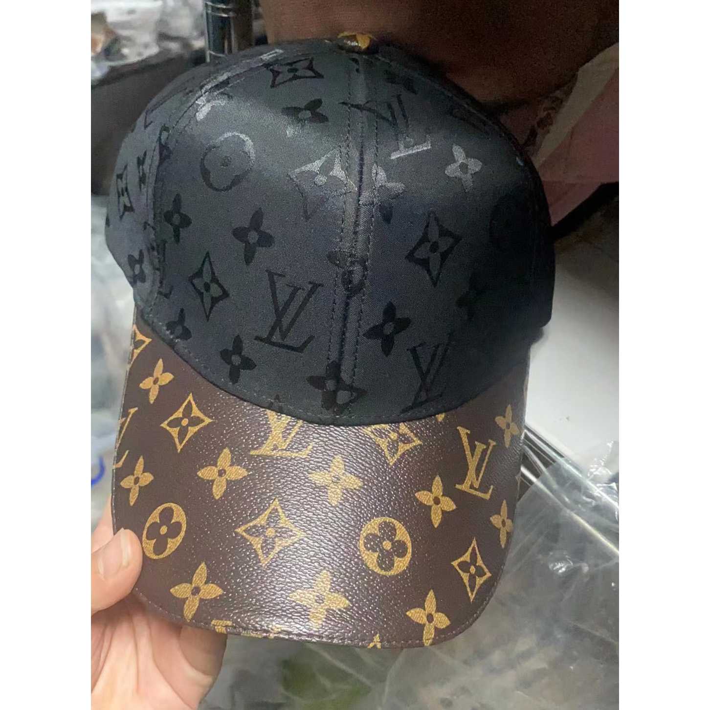 Louis Vuitton Authenticated Cap - everydesigner