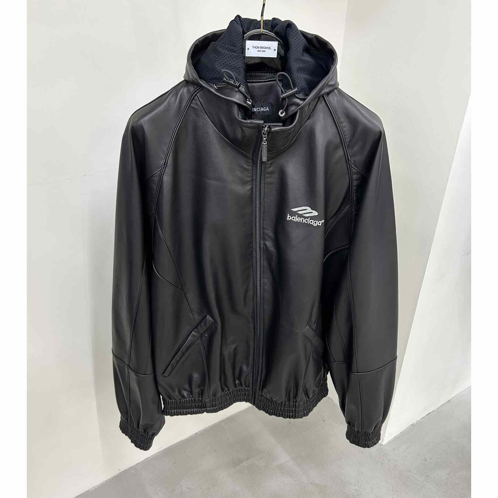 Balenciaga 3B Sports Icon Tracksuit Jacket In Black - everydesigner