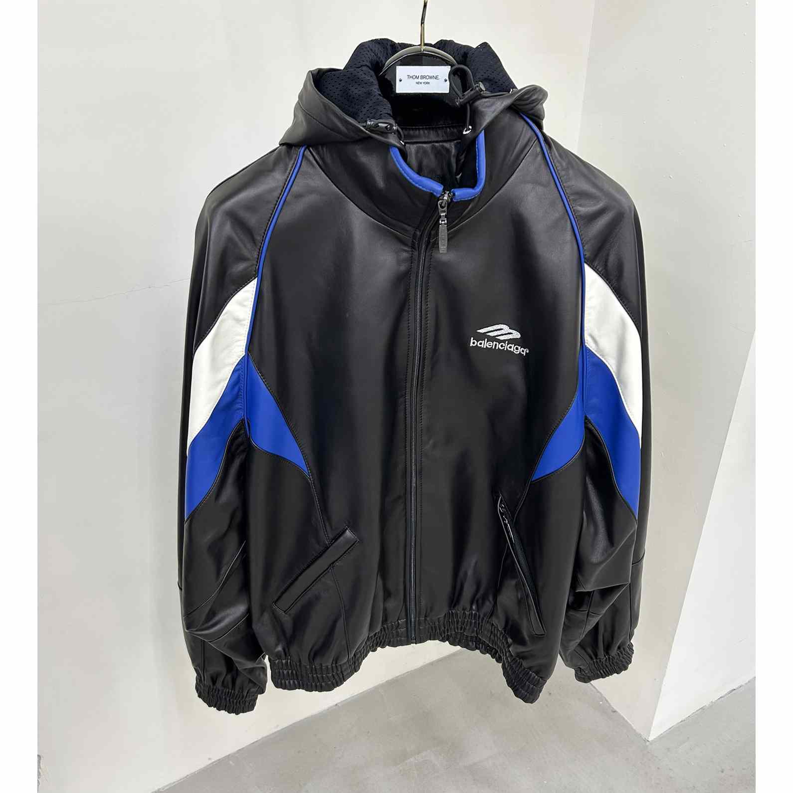 Balenciaga 3B Sports Icon Tracksuit Jacket In Black - everydesigner