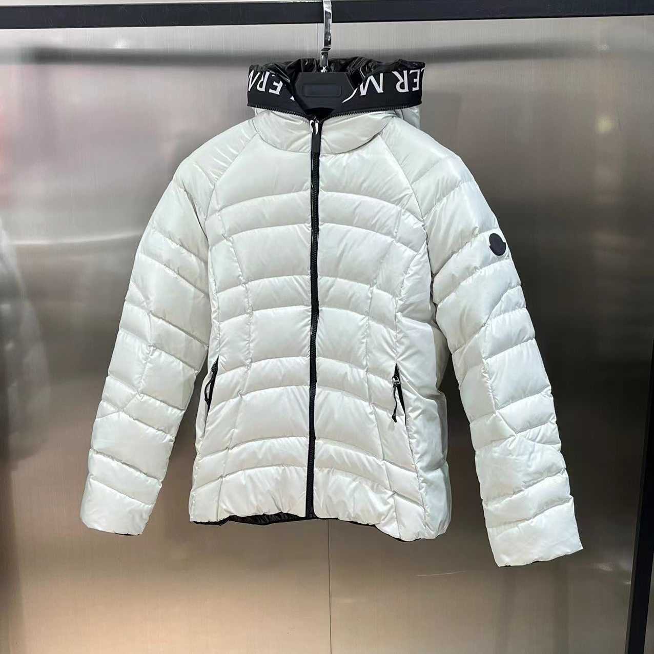 Moncler Narlay Short Down Jacket - everydesigner