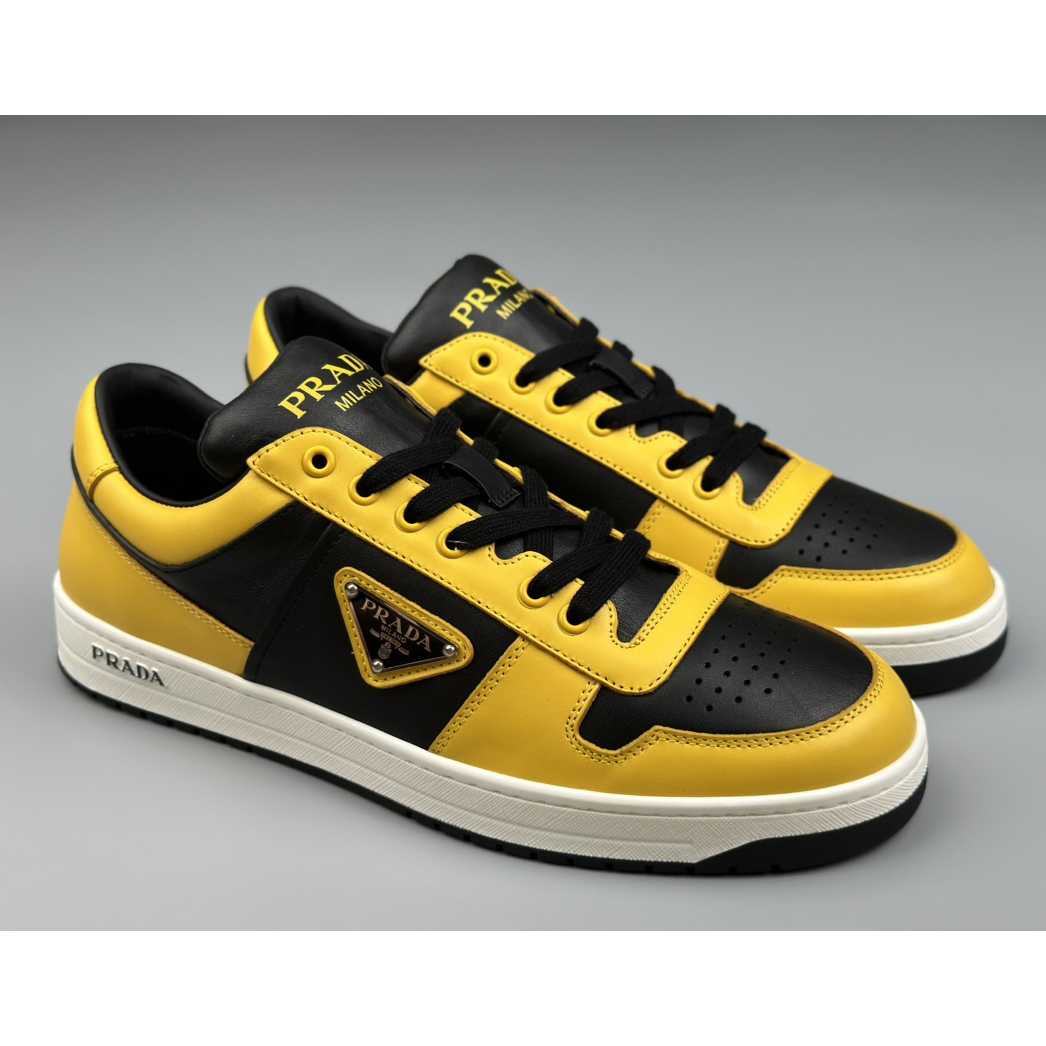 Prada Downtown Logo-plaque Leather Sneakers - everydesigner