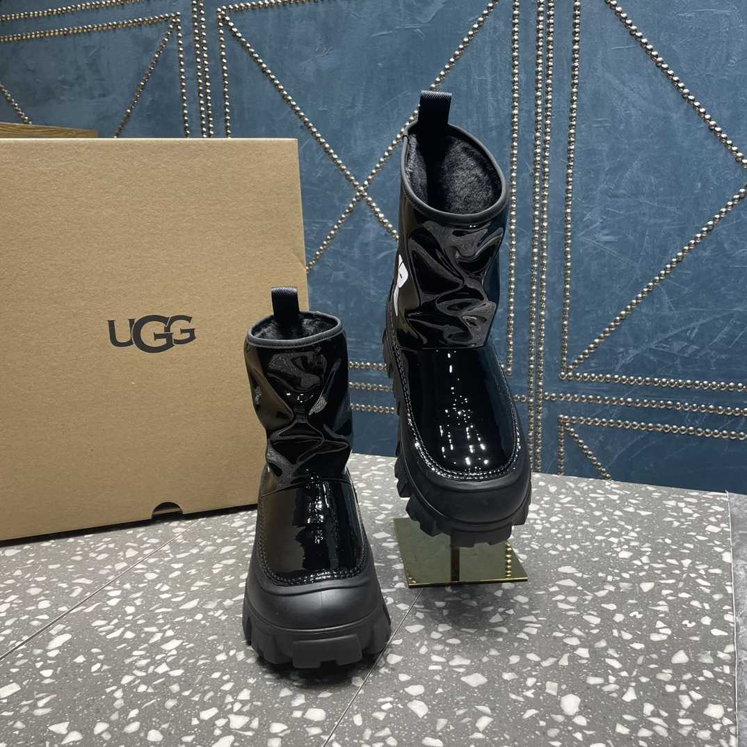 Ugg Classic Brellah Logo-print Boots - everydesigner