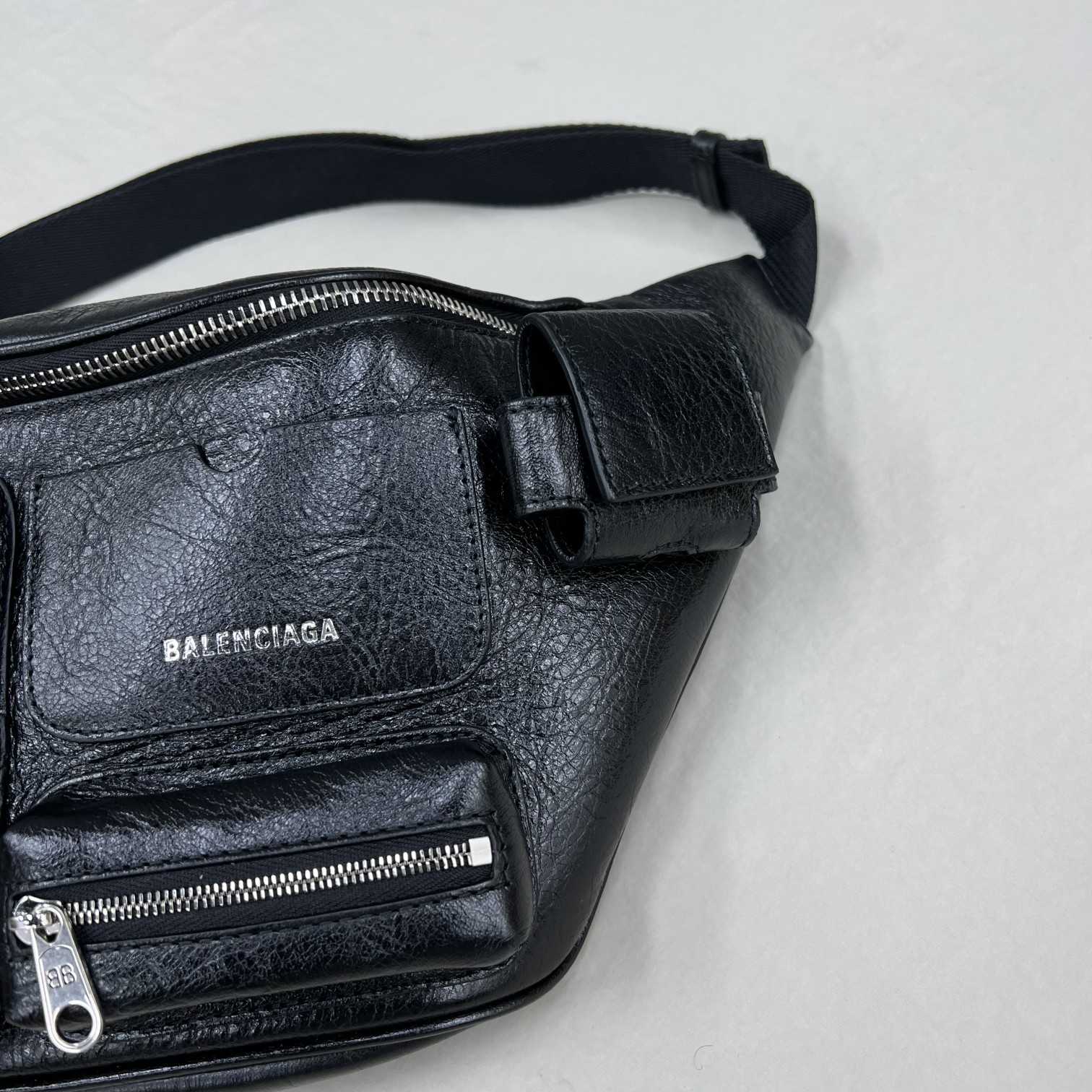 Balenciaga Superbusy Beltpack In Black - everydesigner