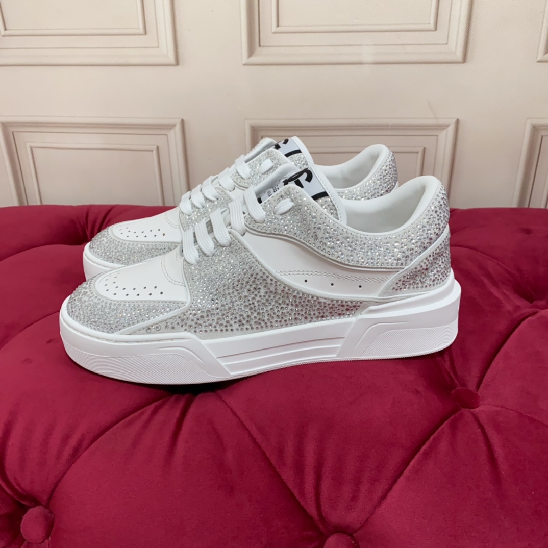 Dolce & Gabbana Crystal-embellished Leather Sneakers - everydesigner