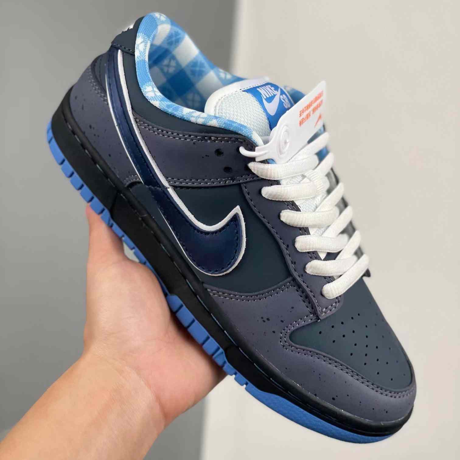  Concepts x Nk Dunk Low Pro SB "Blue Lobster"  Sneaker      313170-342 - everydesigner