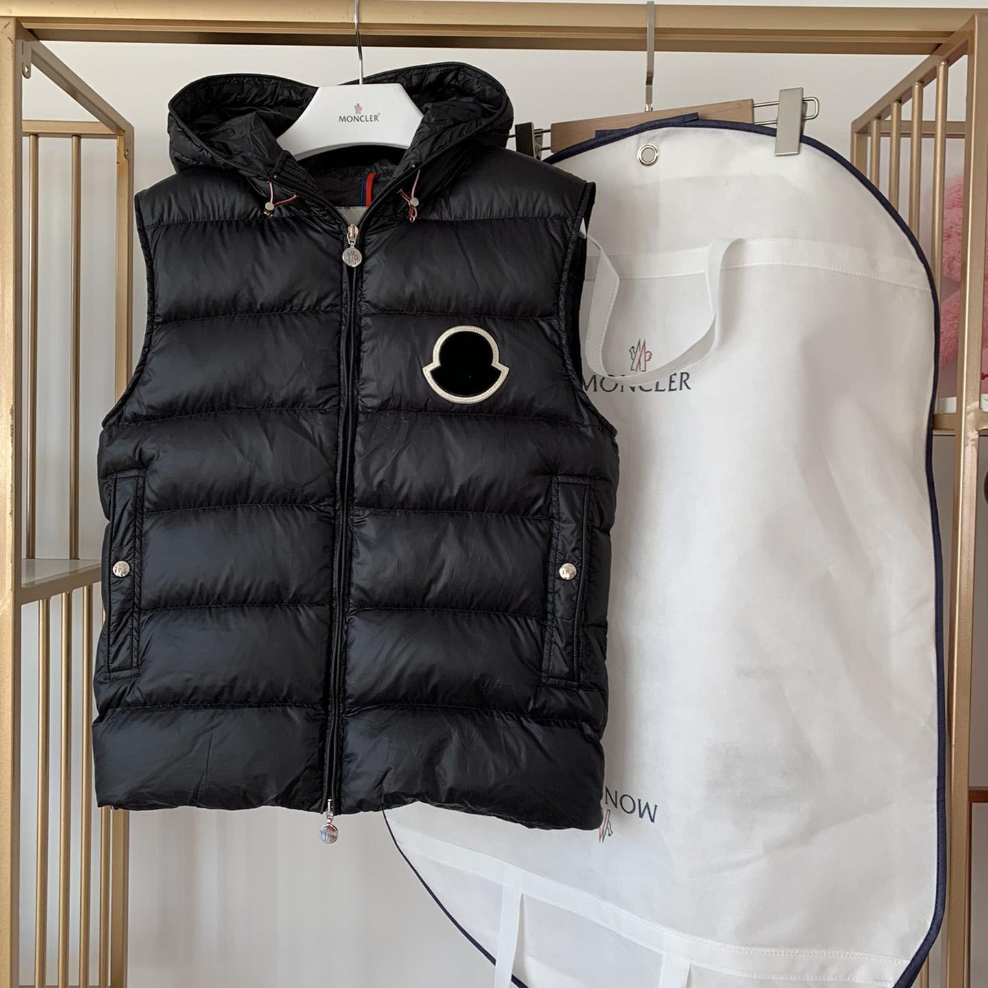 Moncler Black Vanoise Hooded Gilet - everydesigner