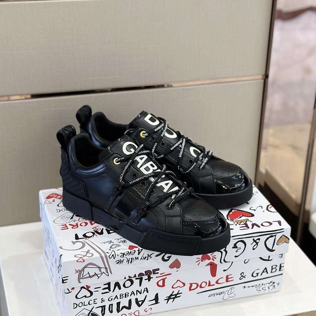 Dolce & Gabbana Portofino Sneakers - everydesigner