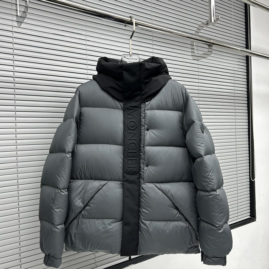 Moncler Maderia Logo-embossed Padded Jacket - everydesigner