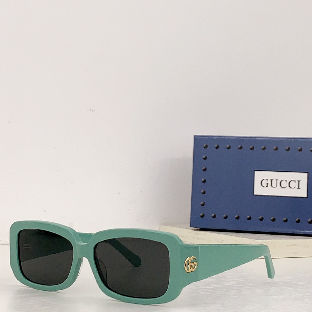 Gucci Specialized Fit Rectangular Sunglasse - everydesigner