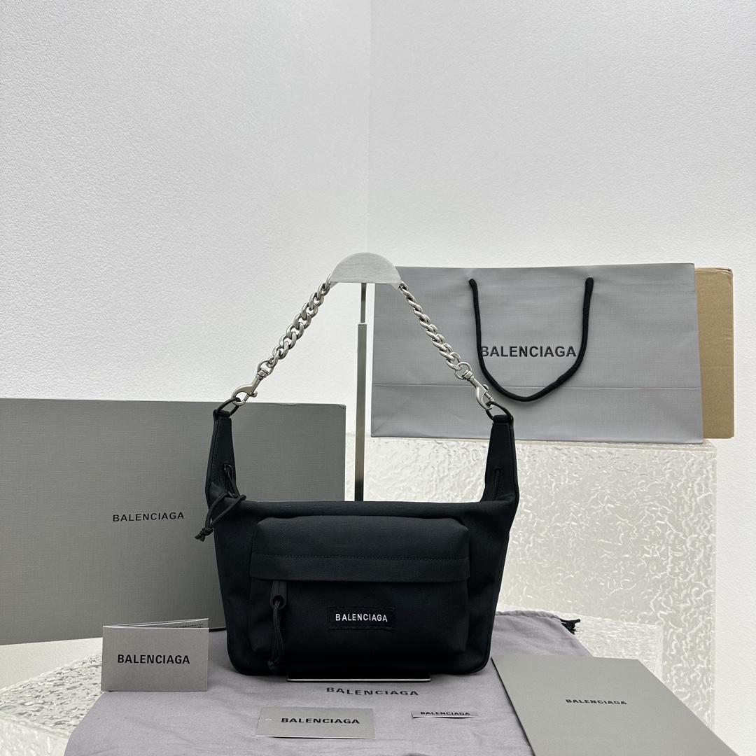 Balenciaga Raver Medium Bag With Chain In Black - everydesigner