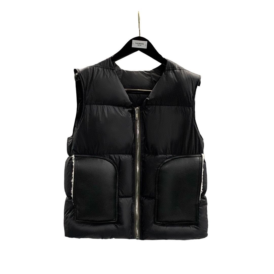 Rick Owens Cargo Sleeveless Puffer Jacket - everydesigner