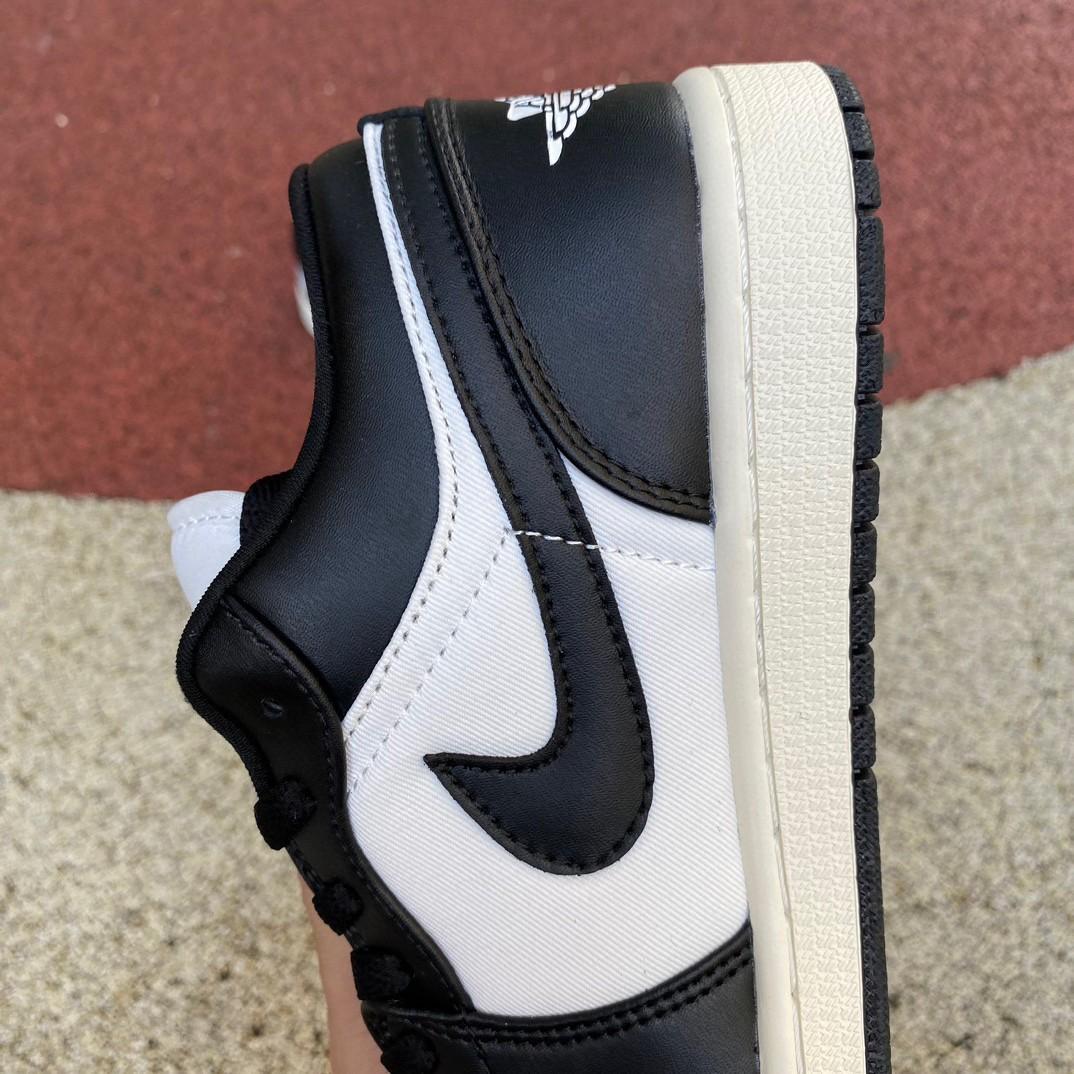 Air Jordan 1 Low WMNS “Vintage Panda” Sneaker     FB9893-101 - everydesigner