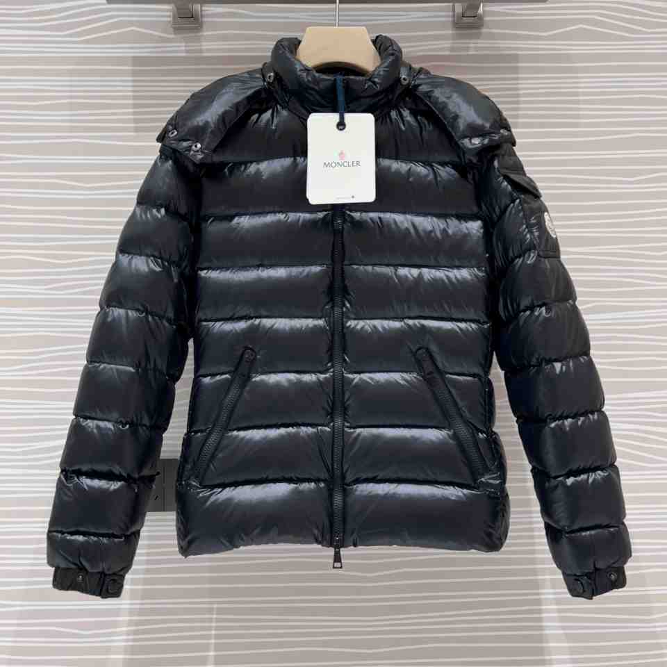 Moncler Bady Short Down Jacket - everydesigner