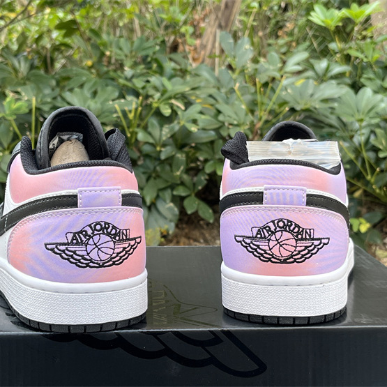 Air Jordan 1 Low Sneaker     DQ2516-108 - everydesigner