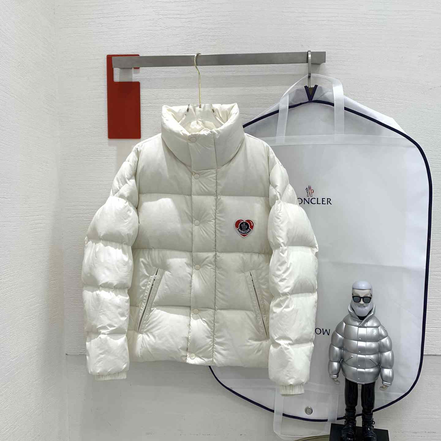 Moncler Misam short down jacket - everydesigner