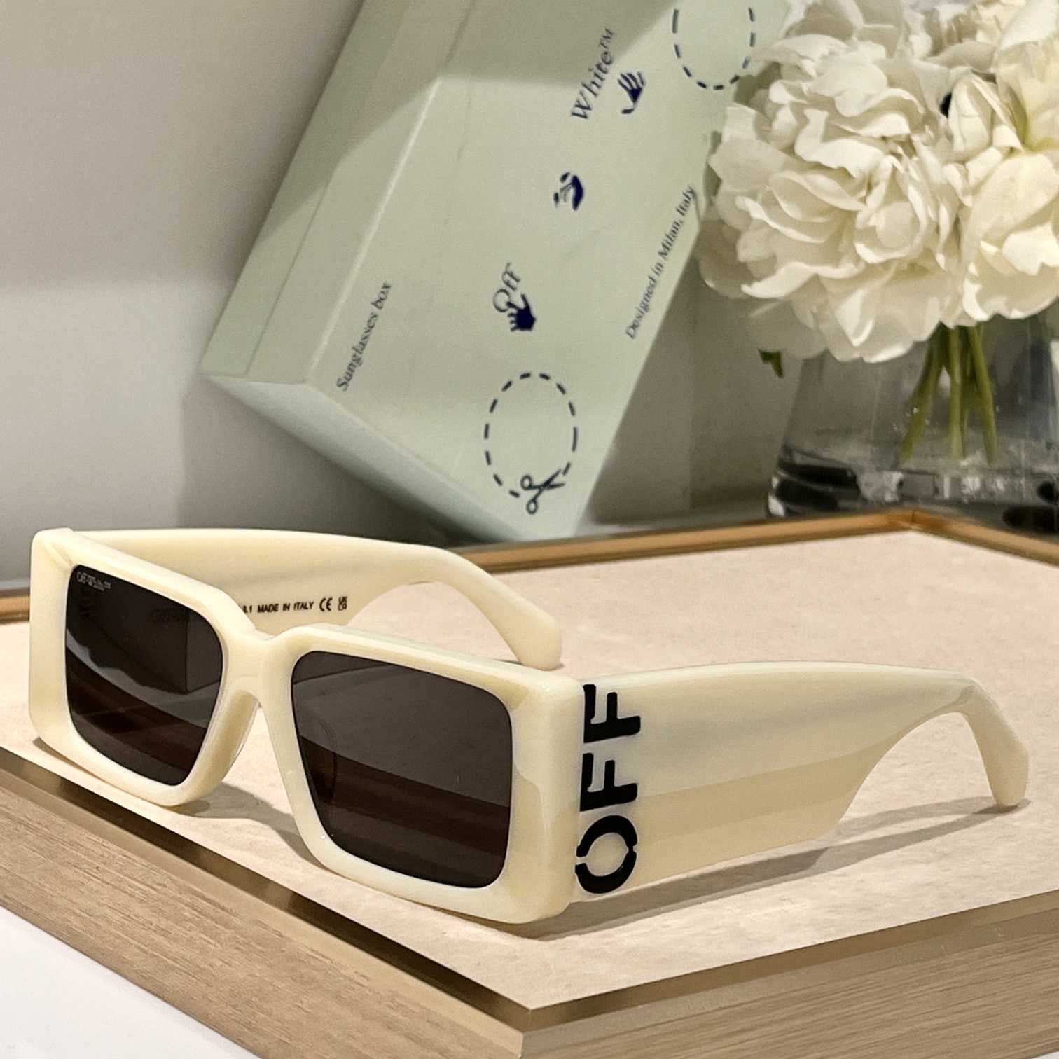 Off White Milano Square-Frame Acetate Sunglasses    OERI097 - everydesigner