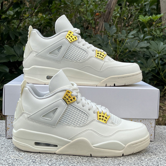 Air Jordan 4 WMNS “Sail” Sneakers      AQ9129-170 - everydesigner