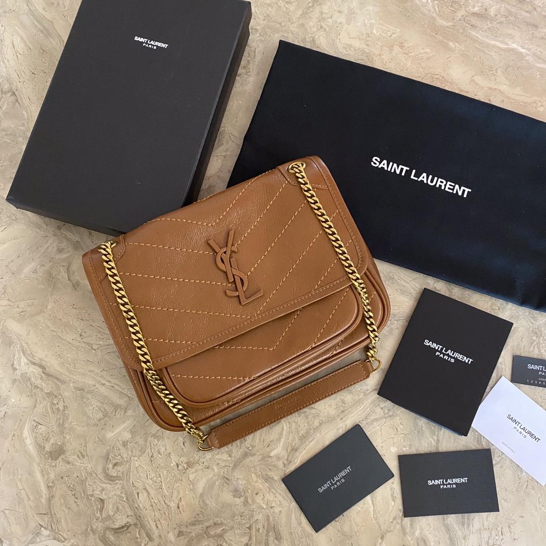 Saint Laurent Niki Medium In Vintage Leather (22×16×12cm) - everydesigner