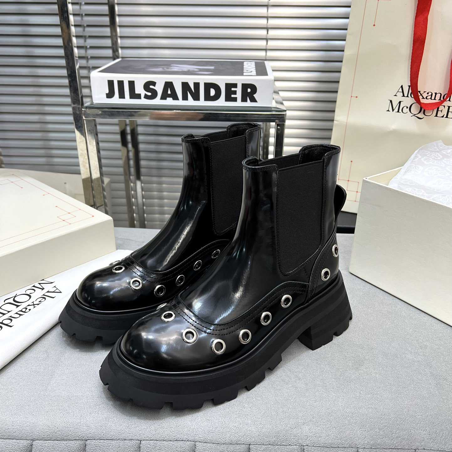 Alexander Mcqueen Stud Embellishment Ankle Boots - everydesigner