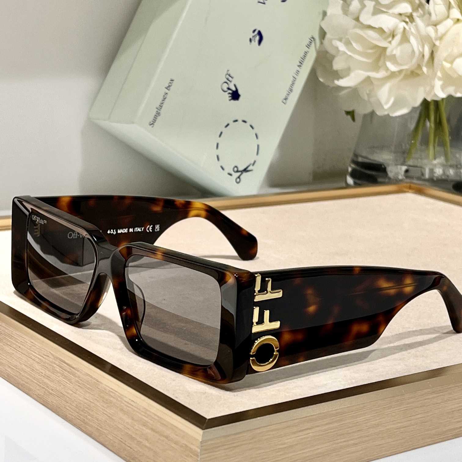 Off White Milano Square-Frame Acetate Sunglasses    OERI097 - everydesigner