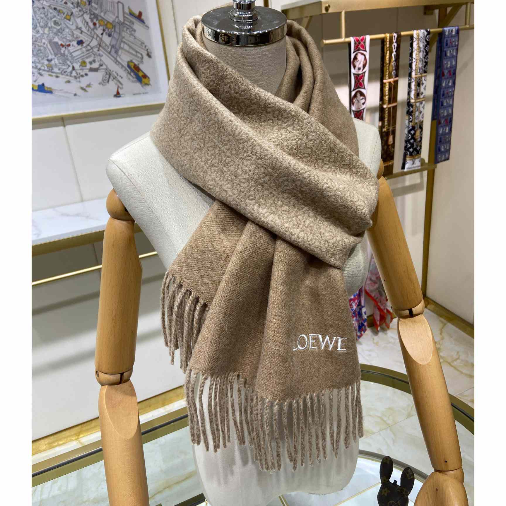 Loewe Scarf In Wool And Cashmere - everydesigner