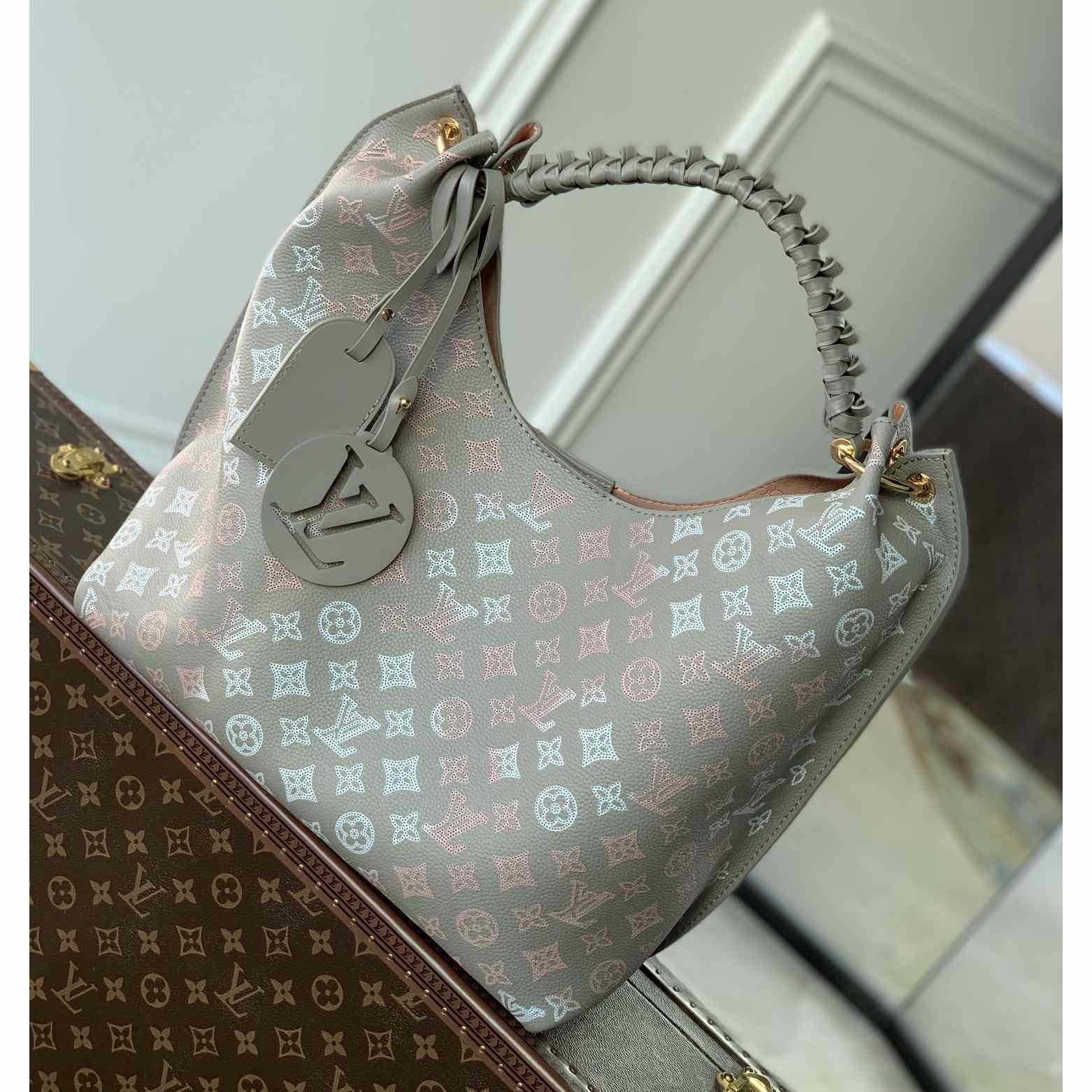 Louis Vuitton Carmel (35×40×17cm)  M23396 - everydesigner