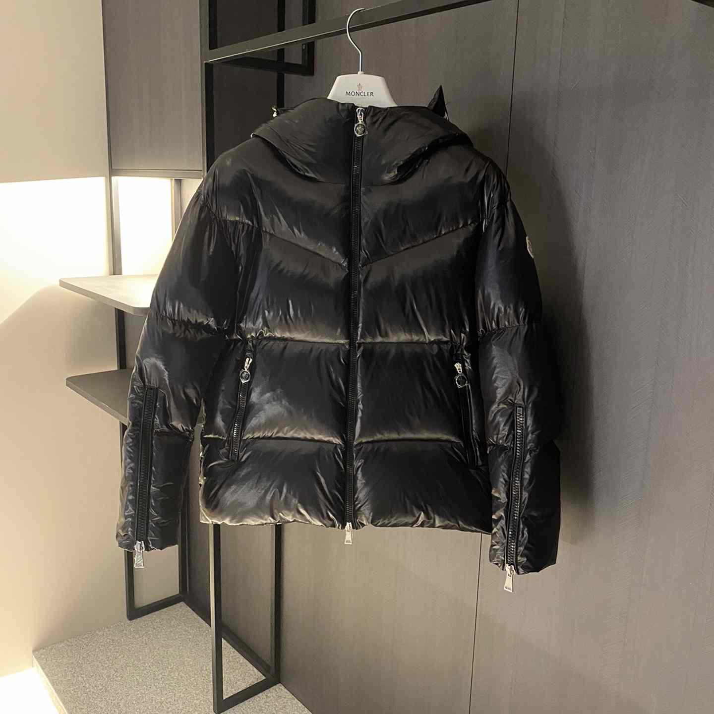 Moncler Huppe Short Down Jacket - everydesigner