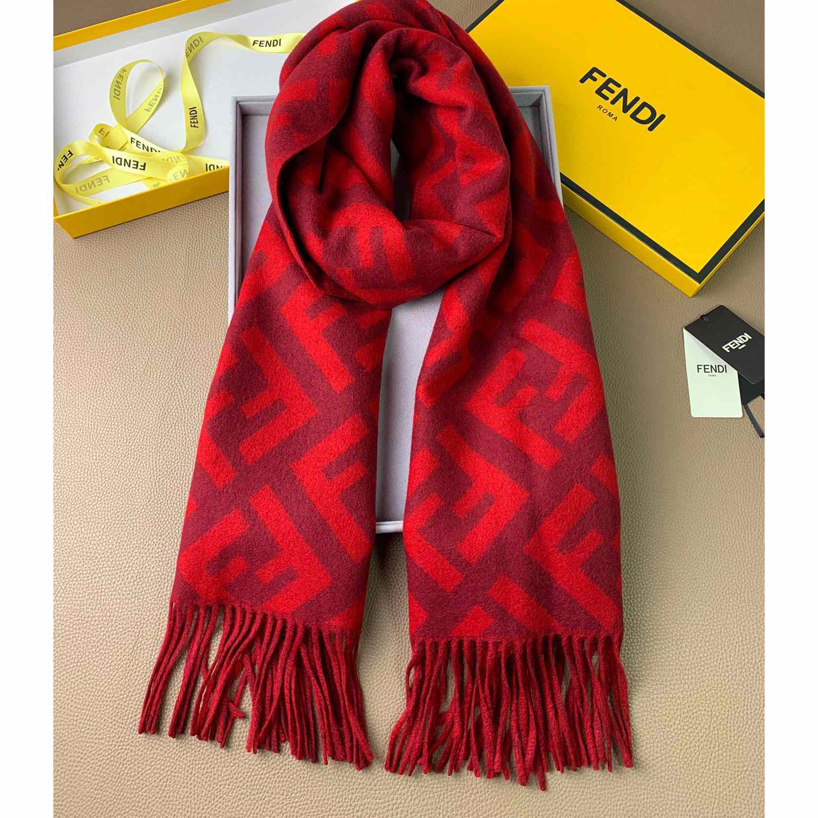 Fendi Red Cashmere Scarf - everydesigner