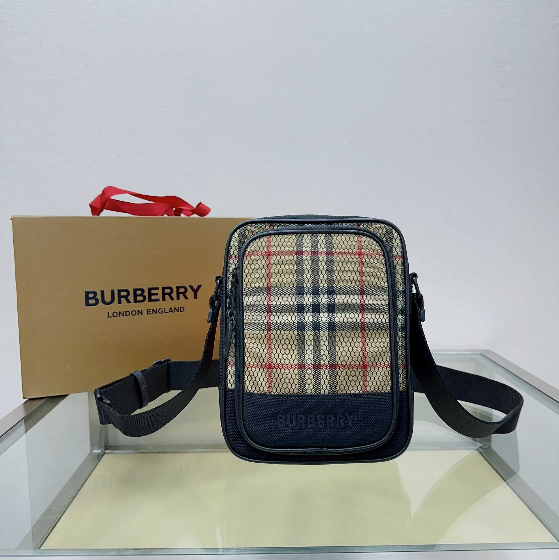 Burberry Freddie Bag   - everydesigner