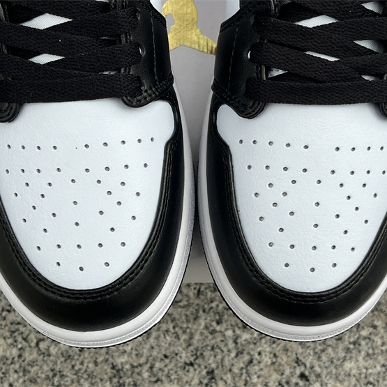 Air Jordan 1 Low Sneaker   DC0774-062 - everydesigner