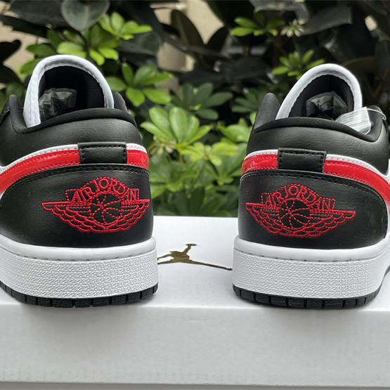 Air Jordan 1 Low Sneaker   DC0774-062 - everydesigner