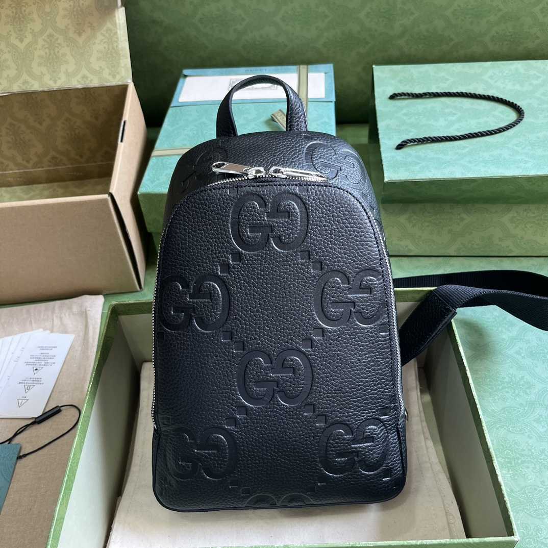 Gucci Jumbo GG Crossbody Bag - everydesigner