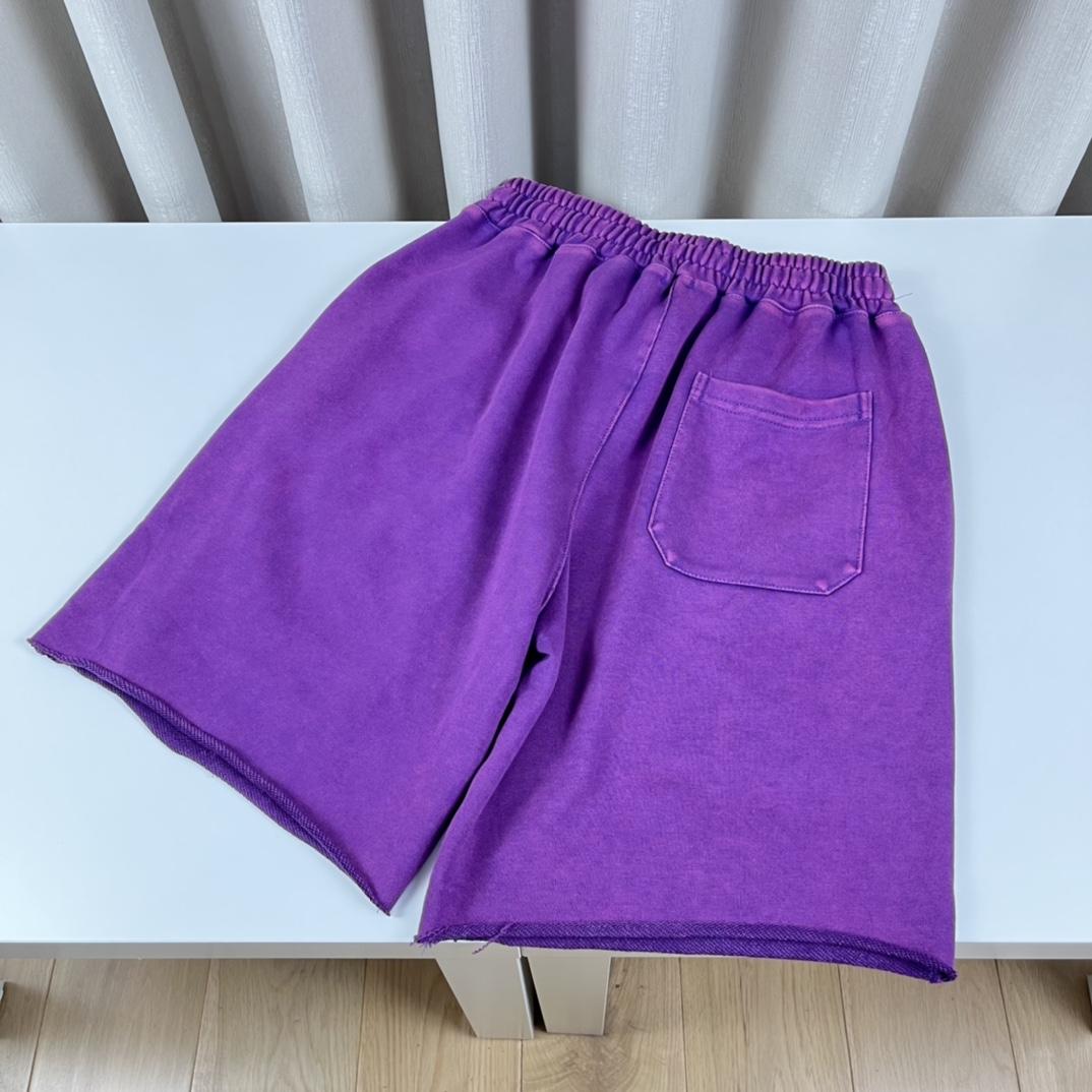 Vertabrae Sweatshorts - everydesigner