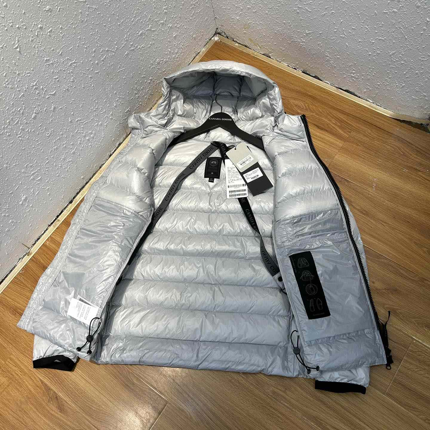 Canada Goose Logo-patch Padded Jacket - everydesigner