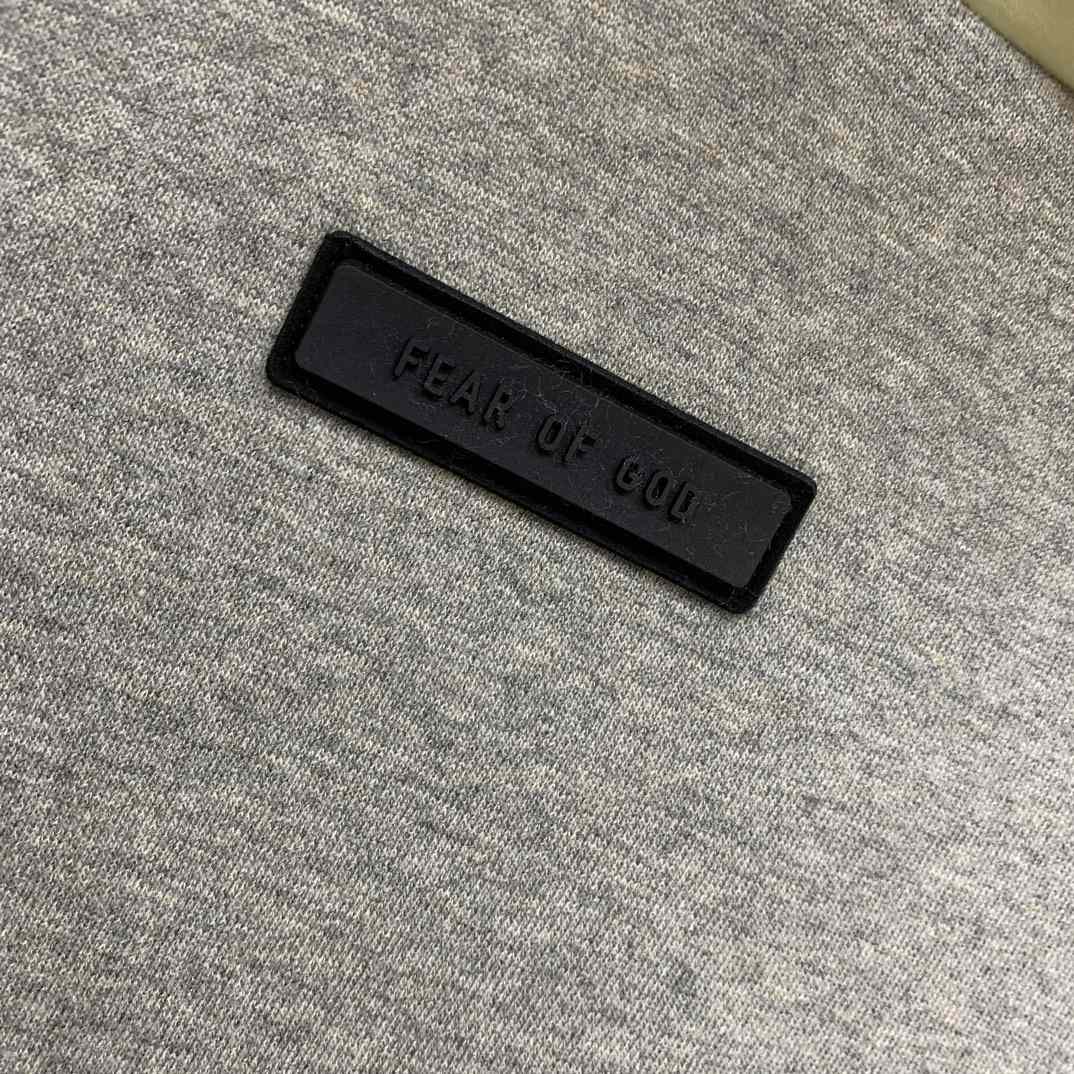 Fear Of God Essentials Logo-print Hoodie - everydesigner