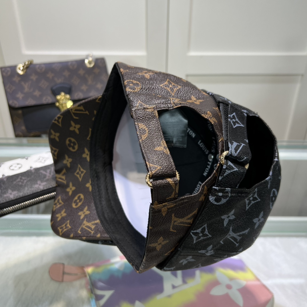 Louis Vuitton Monogram Cap - everydesigner