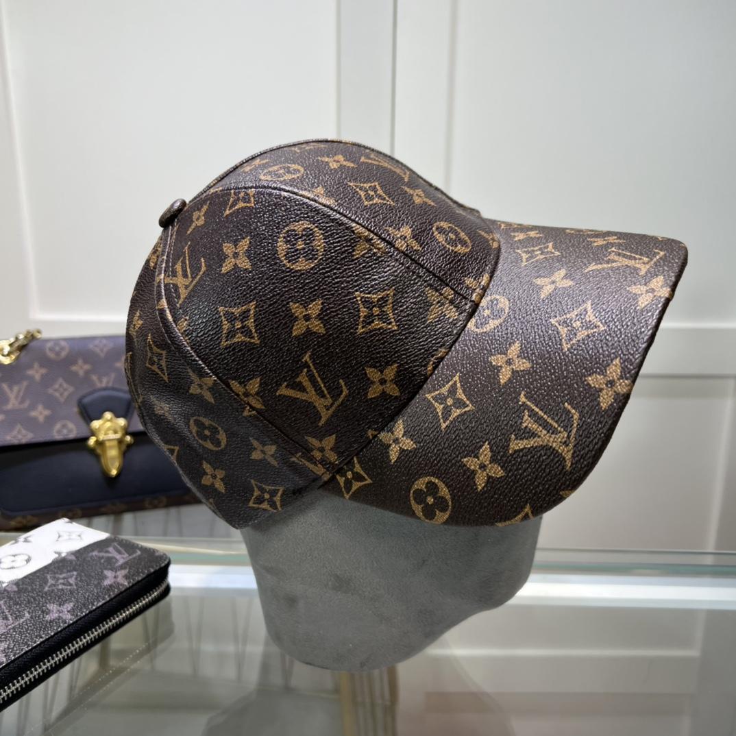 Louis Vuitton Monogram Cap - everydesigner