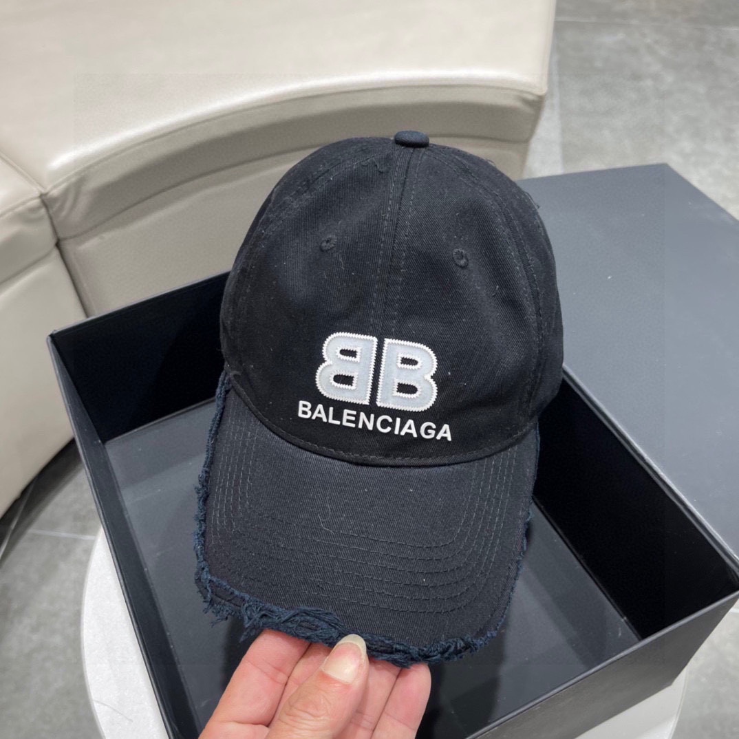 Balenciaga Cap - everydesigner