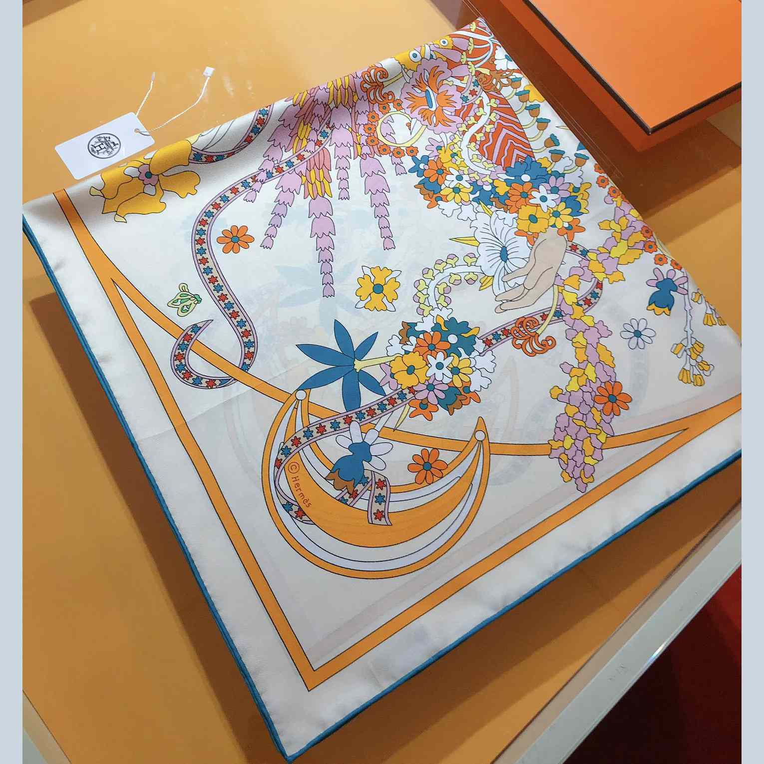 Hermes La Danse Du Printemps Scarf   90cm - everydesigner