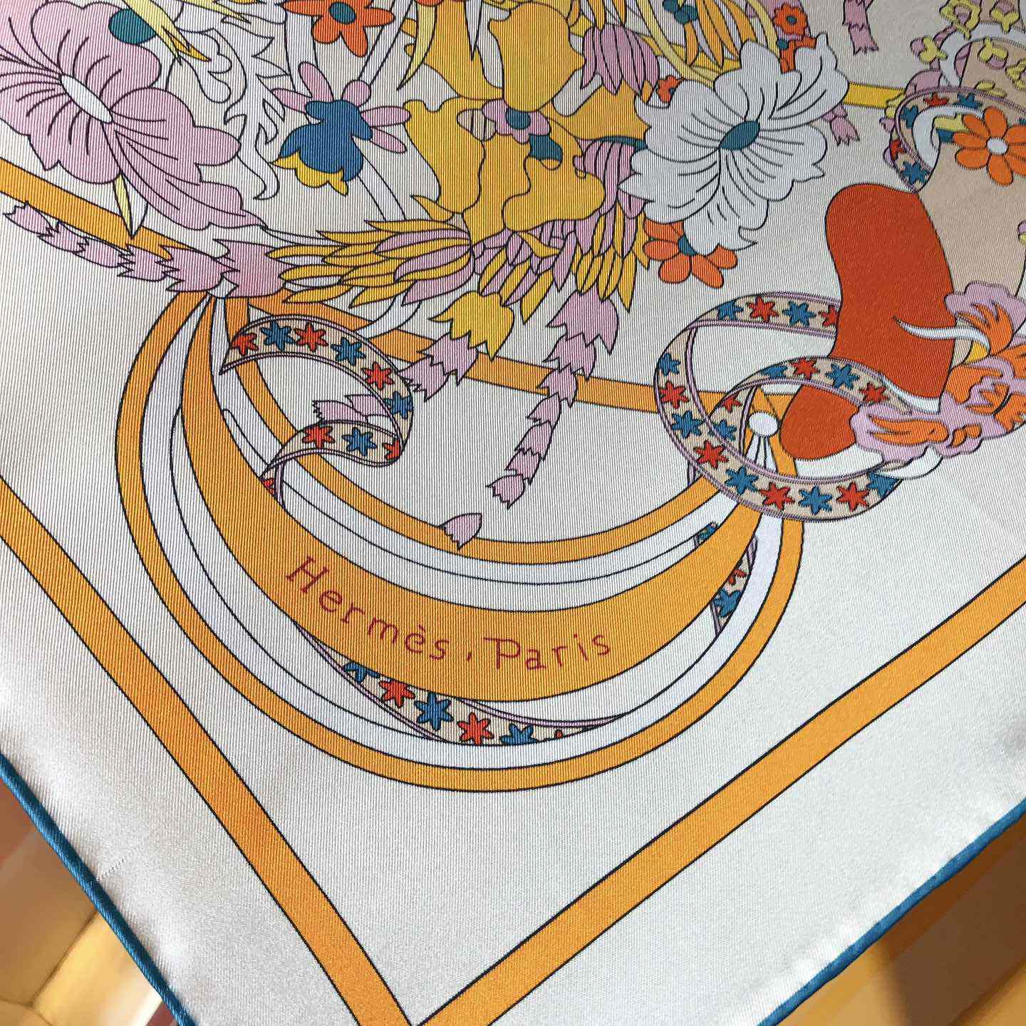 Hermes La Danse Du Printemps Scarf   90cm - everydesigner