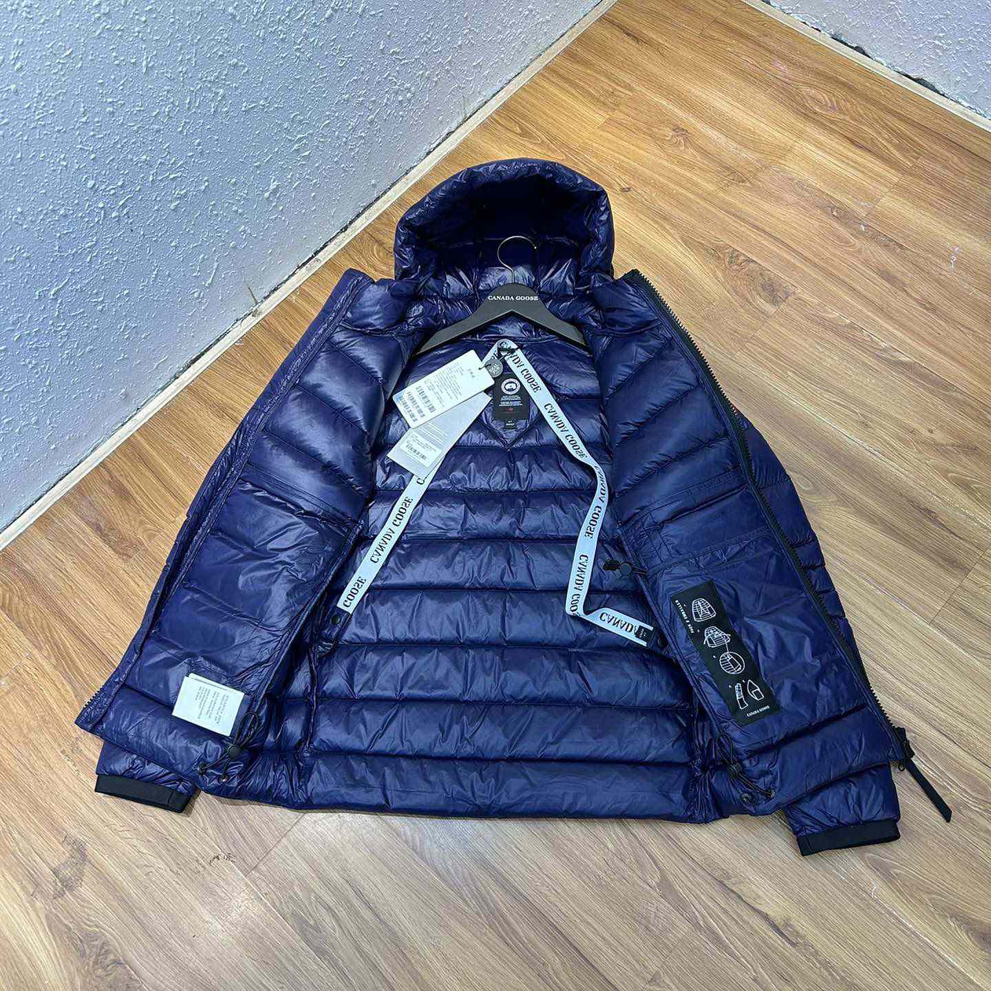 Canada Goose Crofton Hooded Jacket - everydesigner