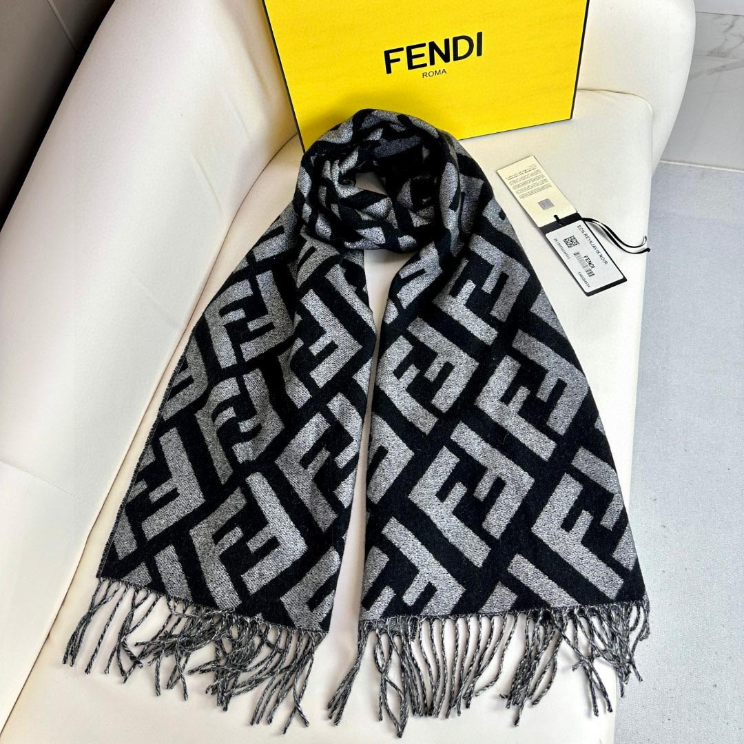 Fendi Black Cashmere Scarf - everydesigner