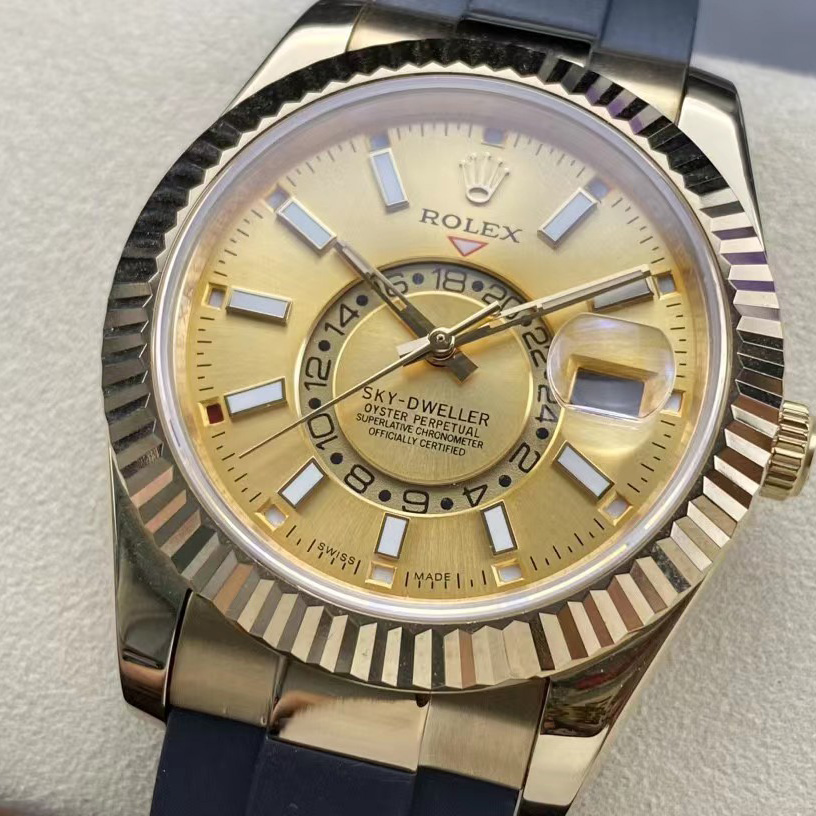 Rolex Sky-Dweller Watch   - everydesigner