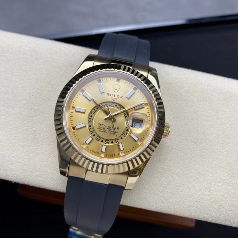 Rolex Sky-Dweller Watch   - everydesigner