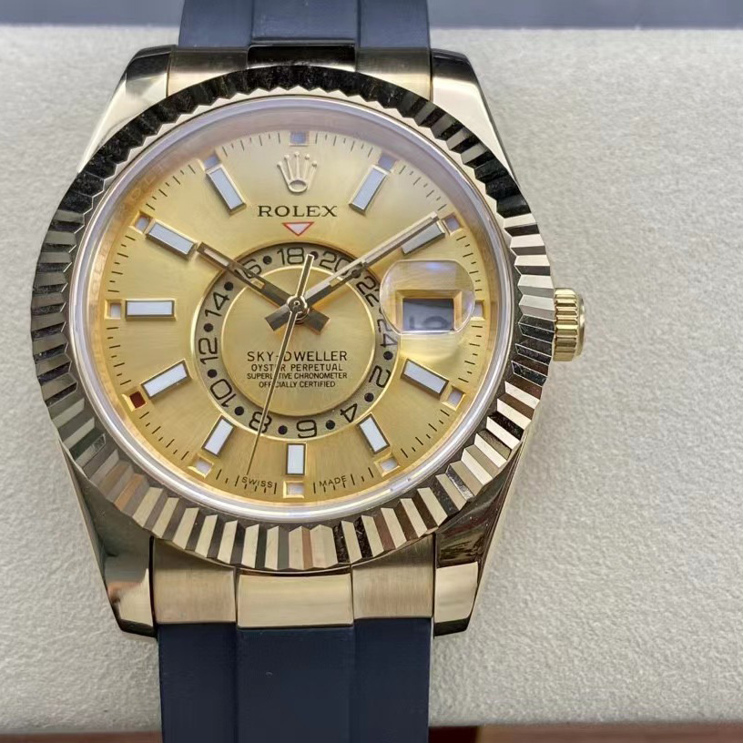 Rolex Sky-Dweller Watch   - everydesigner