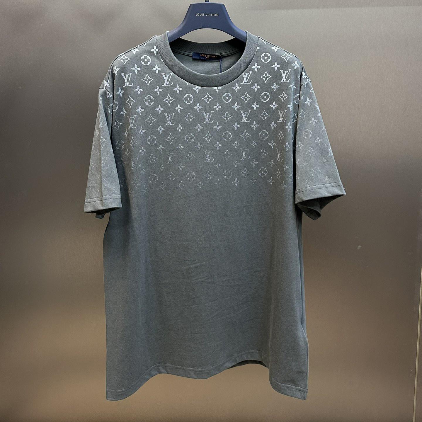 Louis Vuitton Gradient Cotton T-Shirt    1AFBAW - everydesigner