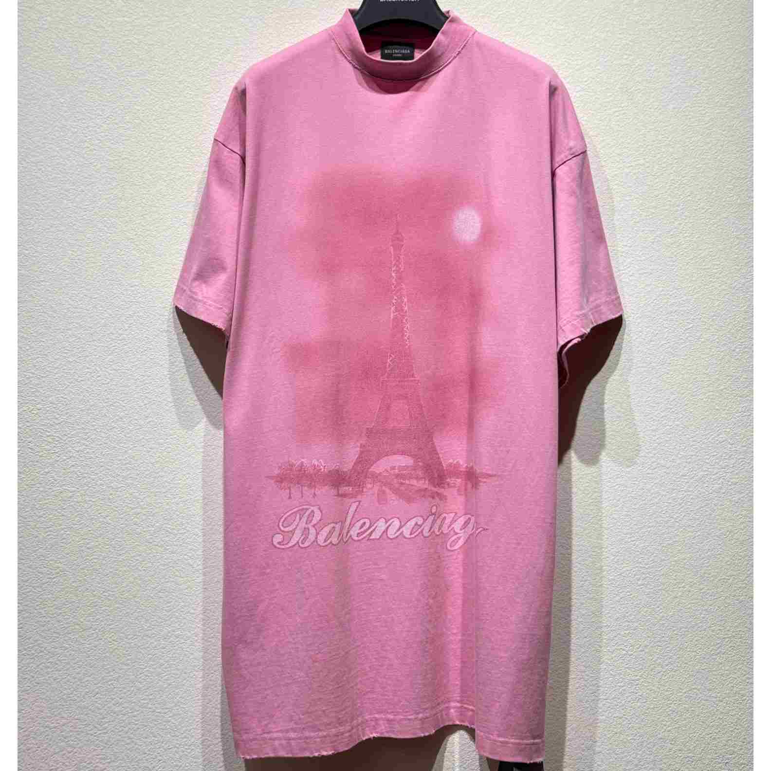 Balenciaga Paris Moon T-Shirt Oversized In Pink - everydesigner